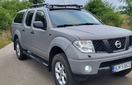 Зеленый Ниссан Навара, объемом двигателя 2.5 л и пробегом 200 тыс. км за 3200 $, фото 1 на Automoto.ua