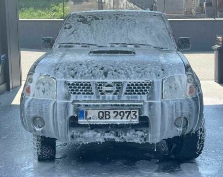 Зелений Ніссан Навара, об'ємом двигуна 2.5 л та пробігом 133 тис. км за 7263 $, фото 1 на Automoto.ua