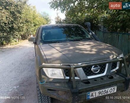 Зеленый Ниссан Навара, объемом двигателя 2.49 л и пробегом 298 тыс. км за 10000 $, фото 1 на Automoto.ua