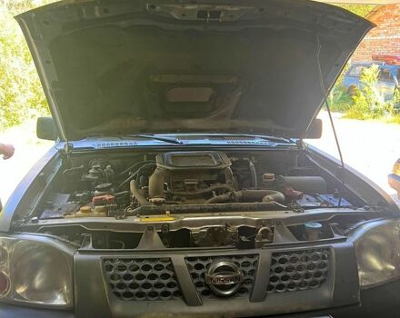 Зеленый Ниссан Навара, объемом двигателя 2.5 л и пробегом 133 тыс. км за 7000 $, фото 1 на Automoto.ua