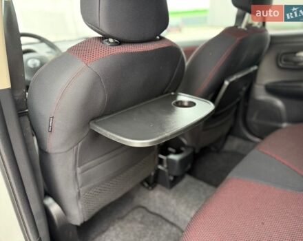 Белый Ниссан Ноут, объемом двигателя 0 л и пробегом 213 тыс. км за 6300 $, фото 52 на Automoto.ua