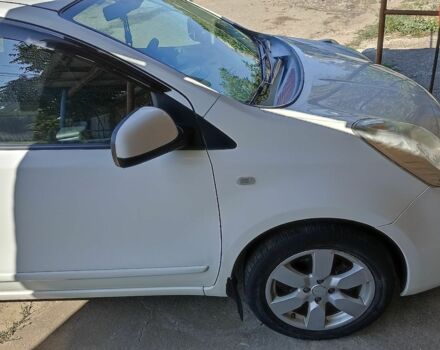 Білий Ніссан Ноут, об'ємом двигуна 1.39 л та пробігом 250 тис. км за 5300 $, фото 8 на Automoto.ua