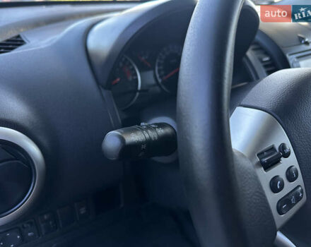 Ниссан Ноут 2009 в Виннице на Automoto.ua Белый Ниссан Ноут, объемом двигателя 1.4 л и пробегом 236 тыс. км за 6500 $, фото 31 на Automoto.ua