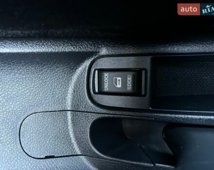 Белый Ниссан Ноут, объемом двигателя 1.4 л и пробегом 207 тыс. км за 5750 $, фото 34 на Automoto.ua