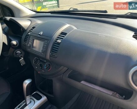 Белый Ниссан Ноут, объемом двигателя 1.6 л и пробегом 80 тыс. км за 8400 $, фото 23 на Automoto.ua