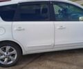 Ніссан Ноут 2010 у Доброслав (Комінтернівське) на Automoto.ua Білий Ніссан Ноут, об'ємом двигуна 1.46 л та пробігом 187 тис. км за 6200 $, фото 2 на Automoto.ua