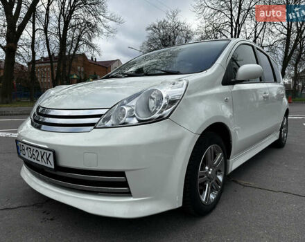 Білий Ніссан Ноут, об'ємом двигуна 1.6 л та пробігом 104 тис. км за 7600 $, фото 3 на Automoto.ua