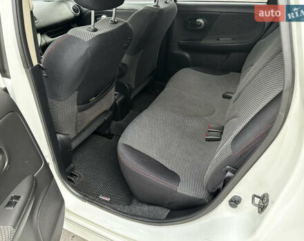 Білий Ніссан Ноут, об'ємом двигуна 1.6 л та пробігом 104 тис. км за 7600 $, фото 28 на Automoto.ua