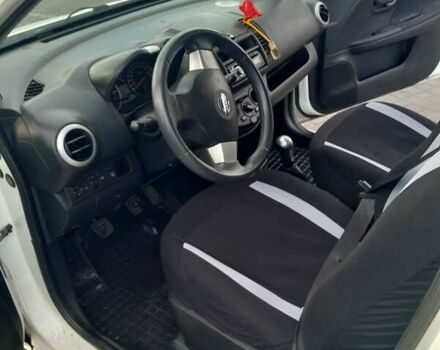 Білий Ніссан Ноут, об'ємом двигуна 1.39 л та пробігом 131 тис. км за 6500 $, фото 2 на Automoto.ua
