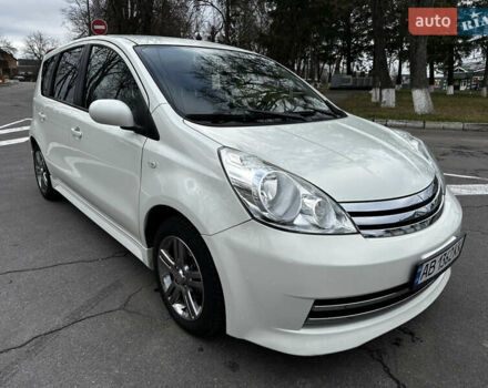 Білий Ніссан Ноут, об'ємом двигуна 1.6 л та пробігом 104 тис. км за 7600 $, фото 19 на Automoto.ua