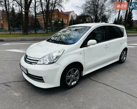 Білий Ніссан Ноут, об'ємом двигуна 1.5 л та пробігом 105 тис. км за 7200 $, фото 1 на Automoto.ua