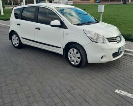 Білий Ніссан Ноут, об'ємом двигуна 1.39 л та пробігом 131 тис. км за 6500 $, фото 5 на Automoto.ua