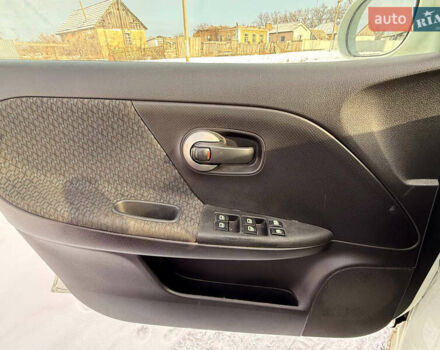 Белый Ниссан Ноут, объемом двигателя 1.5 л и пробегом 108 тыс. км за 6200 $, фото 12 на Automoto.ua