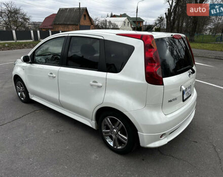 Білий Ніссан Ноут, об'ємом двигуна 1.6 л та пробігом 104 тис. км за 7600 $, фото 7 на Automoto.ua