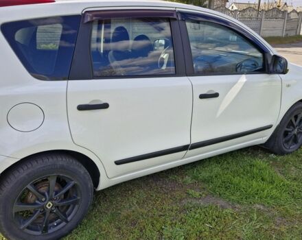 Білий Ніссан Ноут, об'ємом двигуна 1.6 л та пробігом 242 тис. км за 6500 $, фото 1 на Automoto.ua