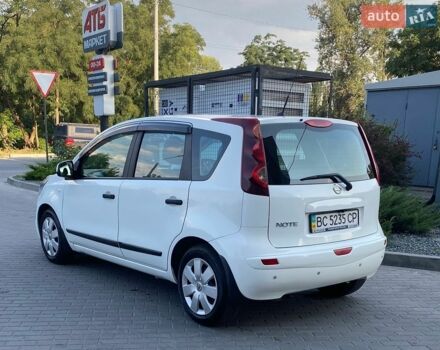 Білий Ніссан Ноут, об'ємом двигуна 1.6 л та пробігом 52 тис. км за 7700 $, фото 4 на Automoto.ua