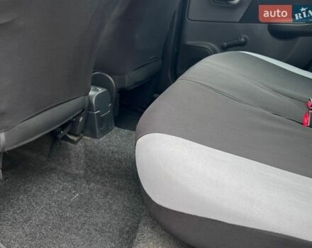 Белый Ниссан Ноут, объемом двигателя 1.46 л и пробегом 340 тыс. км за 4650 $, фото 4 на Automoto.ua