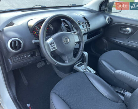 Білий Ніссан Ноут, об'ємом двигуна 1.6 л та пробігом 187 тис. км за 7500 $, фото 9 на Automoto.ua
