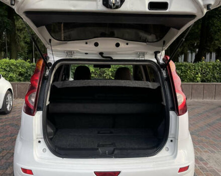 Ниссан Ноут 2012 в Житомире на Automoto.ua Белый Ниссан Ноут, объемом двигателя 1.39 л и пробегом 320 тыс. км за 4700 $, фото 39 на Automoto.ua