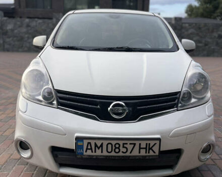 Ниссан Ноут 2012 в Житомире на Automoto.ua Белый Ниссан Ноут, объемом двигателя 1.39 л и пробегом 320 тыс. км за 4700 $, фото 1 на Automoto.ua