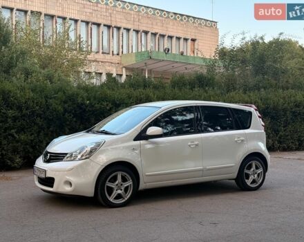 Белый Ниссан Ноут, объемом двигателя 1.5 л и пробегом 143 тыс. км за 6800 $, фото 4 на Automoto.ua