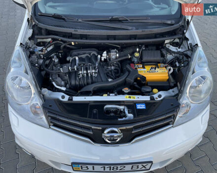 Білий Ніссан Ноут, об'ємом двигуна 1.6 л та пробігом 187 тис. км за 7500 $, фото 4 на Automoto.ua