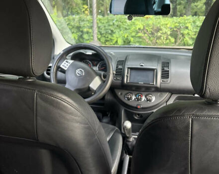 Ниссан Ноут 2012 в Житомире на Automoto.ua Белый Ниссан Ноут, объемом двигателя 1.39 л и пробегом 320 тыс. км за 4700 $, фото 13 на Automoto.ua