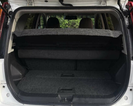 Ниссан Ноут 2012 в Житомире на Automoto.ua Белый Ниссан Ноут, объемом двигателя 1.39 л и пробегом 320 тыс. км за 4700 $, фото 38 на Automoto.ua