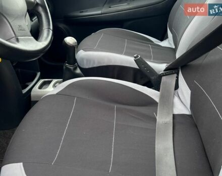 Белый Ниссан Ноут, объемом двигателя 1.46 л и пробегом 340 тыс. км за 4650 $, фото 17 на Automoto.ua