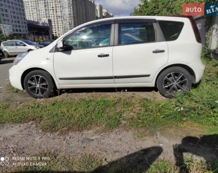 Білий Ніссан Ноут, об'ємом двигуна 1.4 л та пробігом 90 тис. км за 6000 $, фото 2 на Automoto.ua
