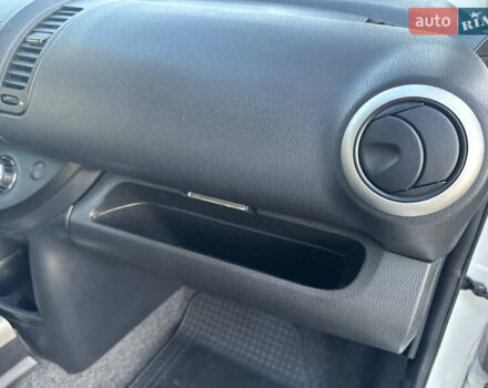 Белый Ниссан Ноут, объемом двигателя 1.6 л и пробегом 169 тыс. км за 10299 $, фото 40 на Automoto.ua