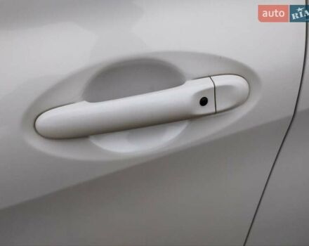 Белый Ниссан Ноут, объемом двигателя 1.2 л и пробегом 70 тыс. км за 7200 $, фото 15 на Automoto.ua