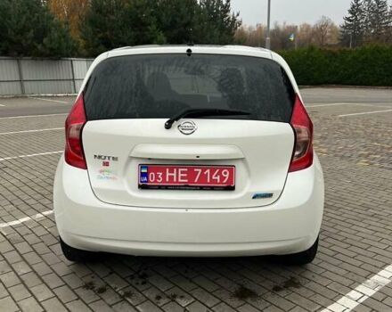 Белый Ниссан Ноут, объемом двигателя 1.5 л и пробегом 256 тыс. км за 8200 $, фото 1 на Automoto.ua