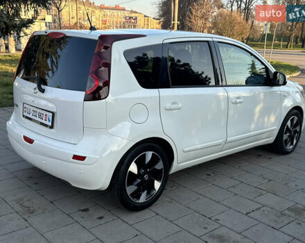 Белый Ниссан Ноут, объемом двигателя 1.6 л и пробегом 169 тыс. км за 10299 $, фото 53 на Automoto.ua