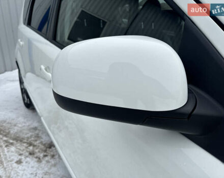 Белый Ниссан Ноут, объемом двигателя 1.6 л и пробегом 169 тыс. км за 9799 $, фото 16 на Automoto.ua