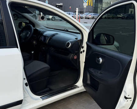 Белый Ниссан Ноут, объемом двигателя 1.39 л и пробегом 143 тыс. км за 6500 $, фото 5 на Automoto.ua
