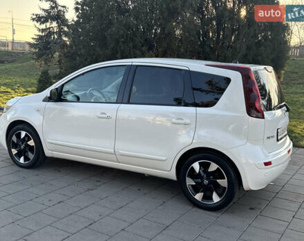 Белый Ниссан Ноут, объемом двигателя 1.6 л и пробегом 169 тыс. км за 10299 $, фото 12 на Automoto.ua