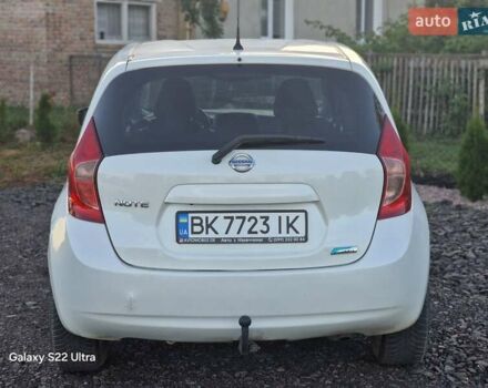 Белый Ниссан Ноут, объемом двигателя 1.5 л и пробегом 245 тыс. км за 6800 $, фото 4 на Automoto.ua