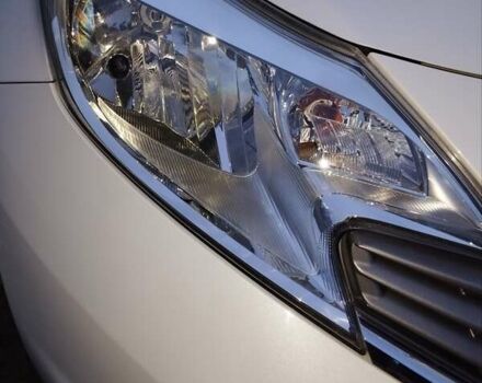 Белый Ниссан Ноут, объемом двигателя 1.2 л и пробегом 70 тыс. км за 7200 $, фото 39 на Automoto.ua