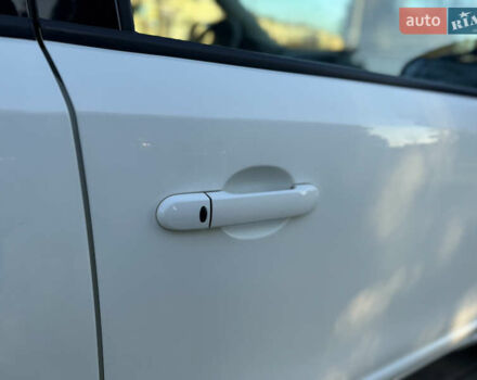 Белый Ниссан Ноут, объемом двигателя 1.6 л и пробегом 169 тыс. км за 10299 $, фото 24 на Automoto.ua