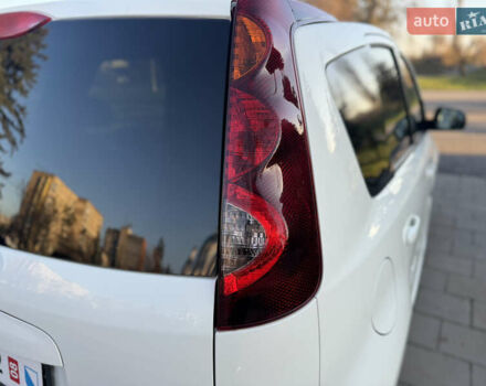 Белый Ниссан Ноут, объемом двигателя 1.6 л и пробегом 169 тыс. км за 10299 $, фото 18 на Automoto.ua