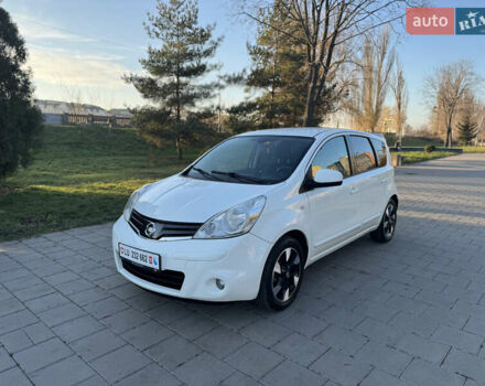 Белый Ниссан Ноут, объемом двигателя 1.6 л и пробегом 169 тыс. км за 10299 $, фото 2 на Automoto.ua