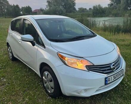 Білий Ніссан Ноут, об'ємом двигуна 1.6 л та пробігом 115 тис. км за 8000 $, фото 2 на Automoto.ua