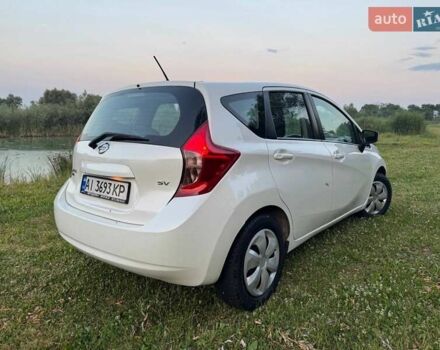 Білий Ніссан Ноут, об'ємом двигуна 1.6 л та пробігом 115 тис. км за 8000 $, фото 1 на Automoto.ua