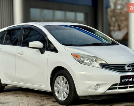 Белый Ниссан Ноут, объемом двигателя 1.6 л и пробегом 193 тыс. км за 9299 $, фото 2 на Automoto.ua