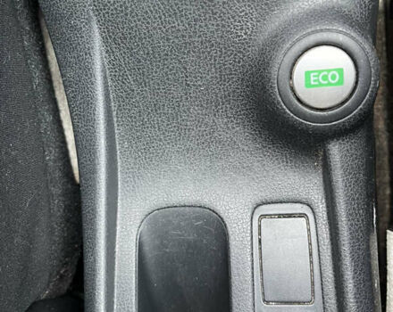 Білий Ніссан Ноут, об'ємом двигуна 1.5 л та пробігом 273 тис. км за 8000 $, фото 14 на Automoto.ua