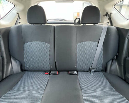 Білий Ніссан Ноут, об'ємом двигуна 1.6 л та пробігом 115 тис. км за 9400 $, фото 17 на Automoto.ua