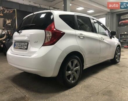 Білий Ніссан Ноут, об'ємом двигуна 1.6 л та пробігом 150 тис. км за 9300 $, фото 6 на Automoto.ua