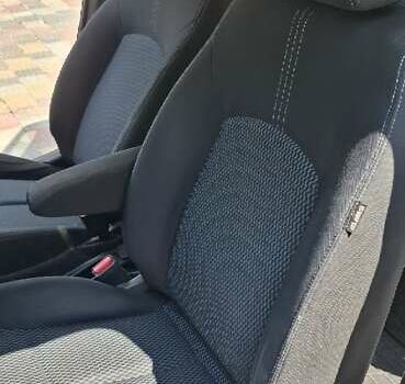 Белый Ниссан Ноут, объемом двигателя 1.6 л и пробегом 143 тыс. км за 9000 $, фото 9 на Automoto.ua