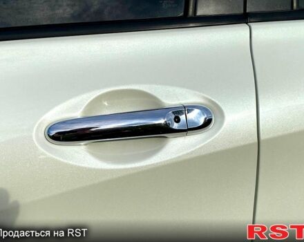 Белый Ниссан Ноут, объемом двигателя 1.2 л и пробегом 60 тыс. км за 12900 $, фото 12 на Automoto.ua